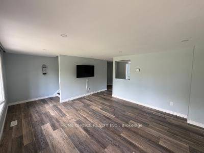 Essa, ON L0M 1B0,228 C CINDY LN W