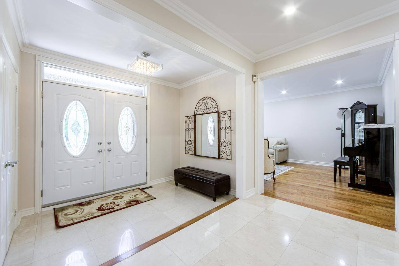 Richmond Hill, ON L4B 2L2,112 Strathearn AVE