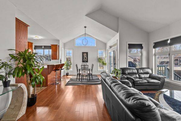 Tay, ON L0K 2A0,22 Bourgeois Beach RD