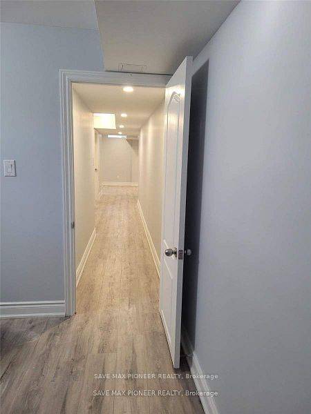 Brampton, ON L7A 4L5,11 Ivor CRES N #Bsmnt