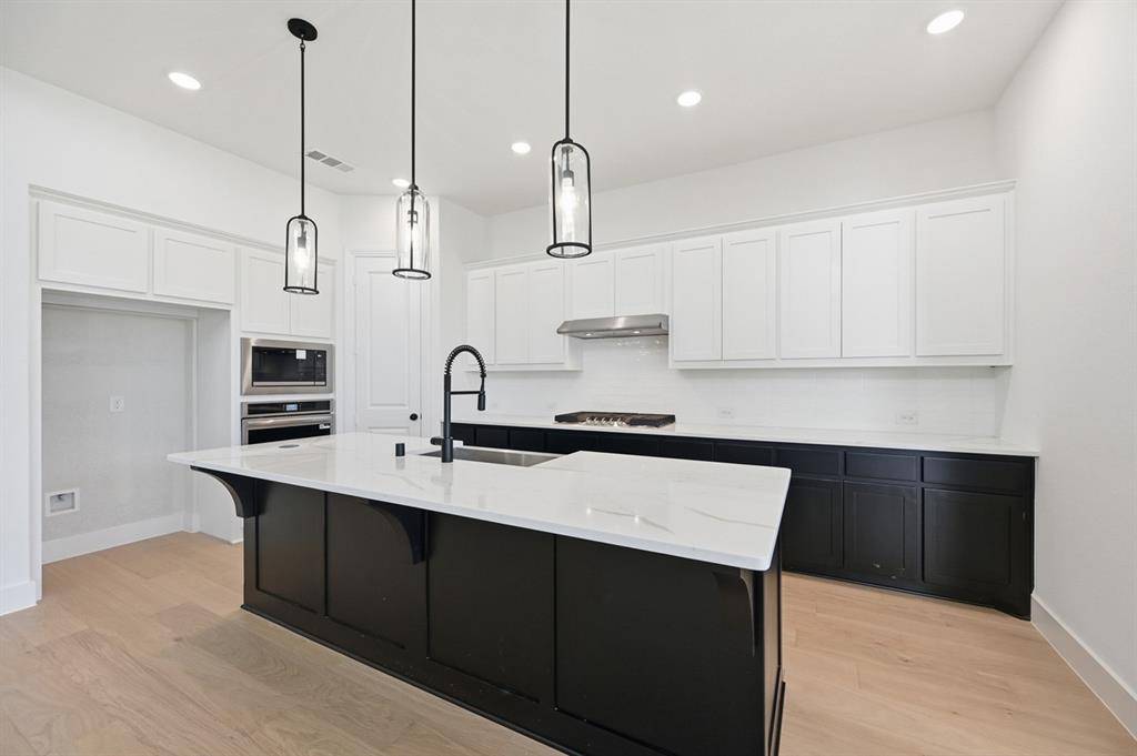 Oak Point, TX 75068,4319 Blackberry Lane