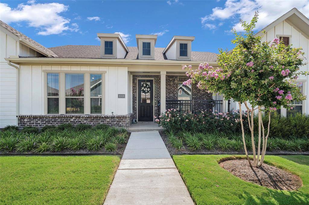 Argyle, TX 76226,1008 3rd Street