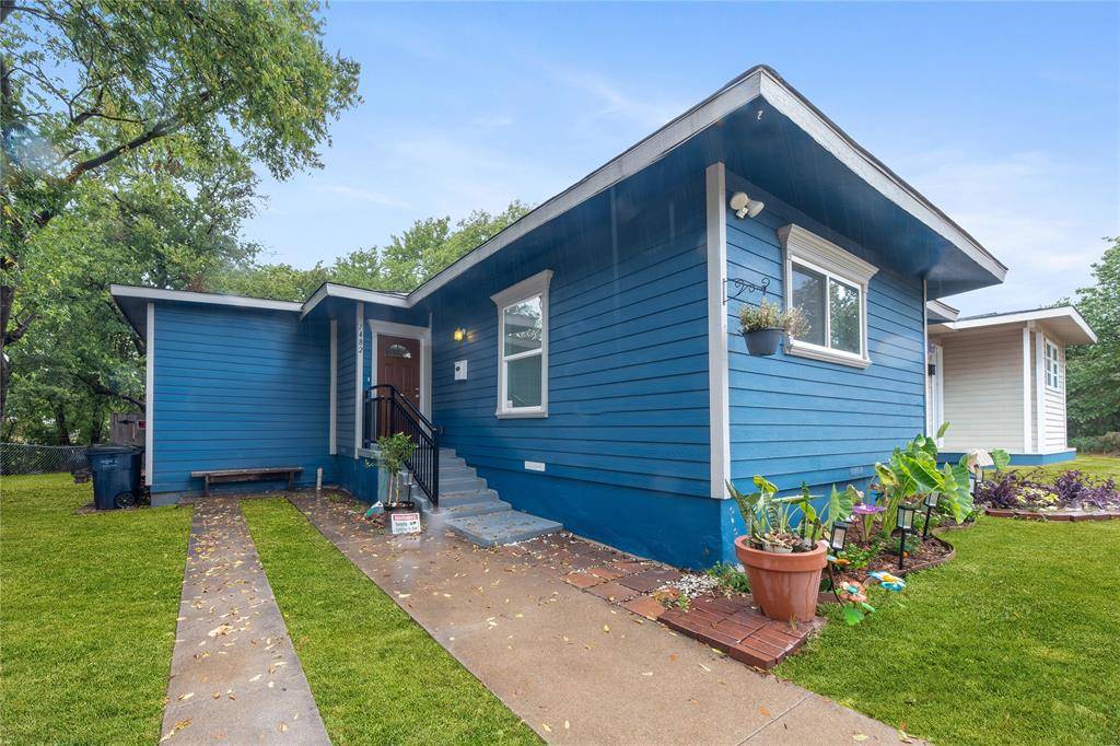 Fort Worth, TX 76116,7482 Mohawk Avenue