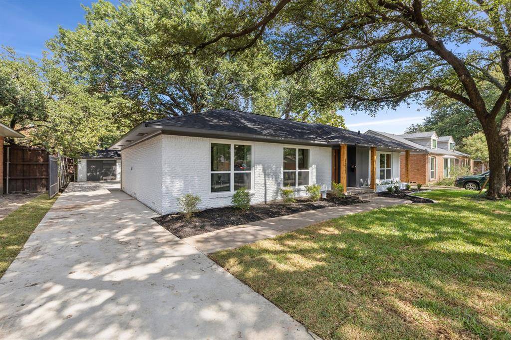 Dallas, TX 75214,6333 Town Hill Lane