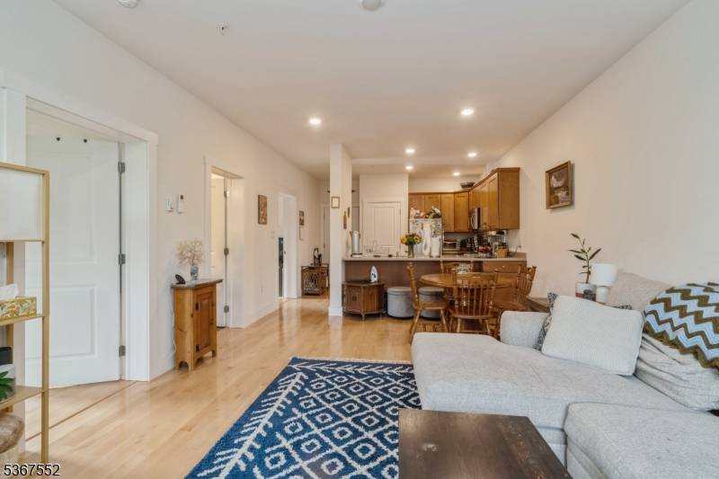 East Amwell Twp., NJ 08551,2 Lindbergh Rd