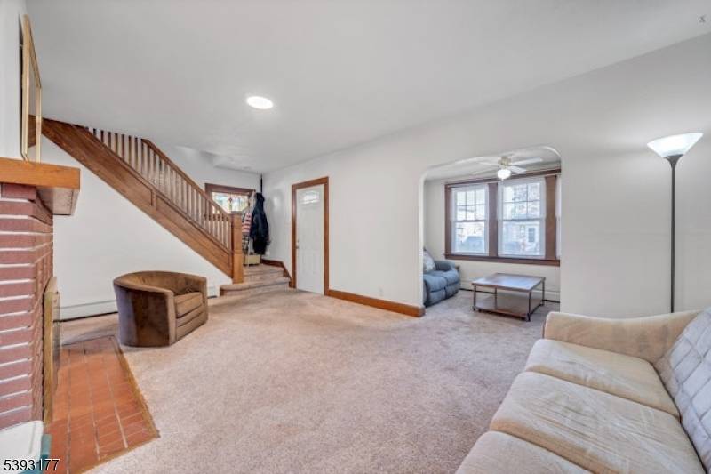 Totowa Boro, NJ 07512,75 Scrivens St