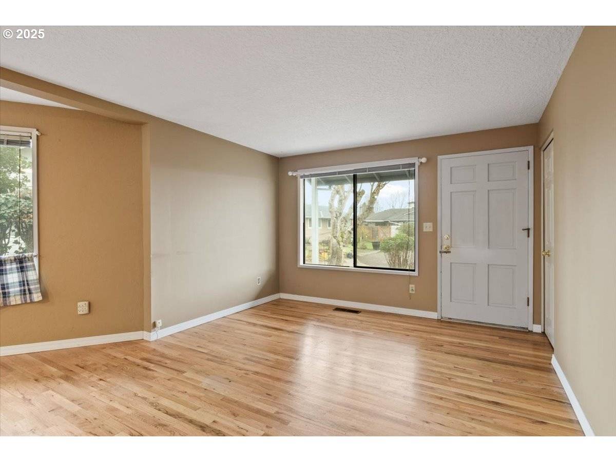 Woodburn, OR 97071,1444 Umpqua CT