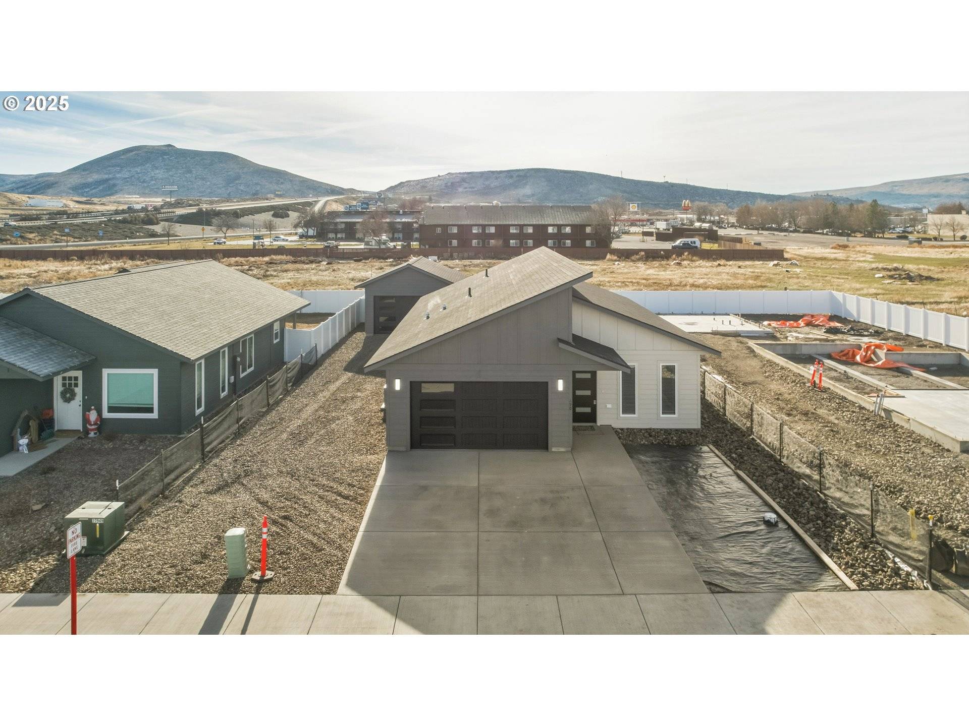 Baker City, OR 97814,670 E ST