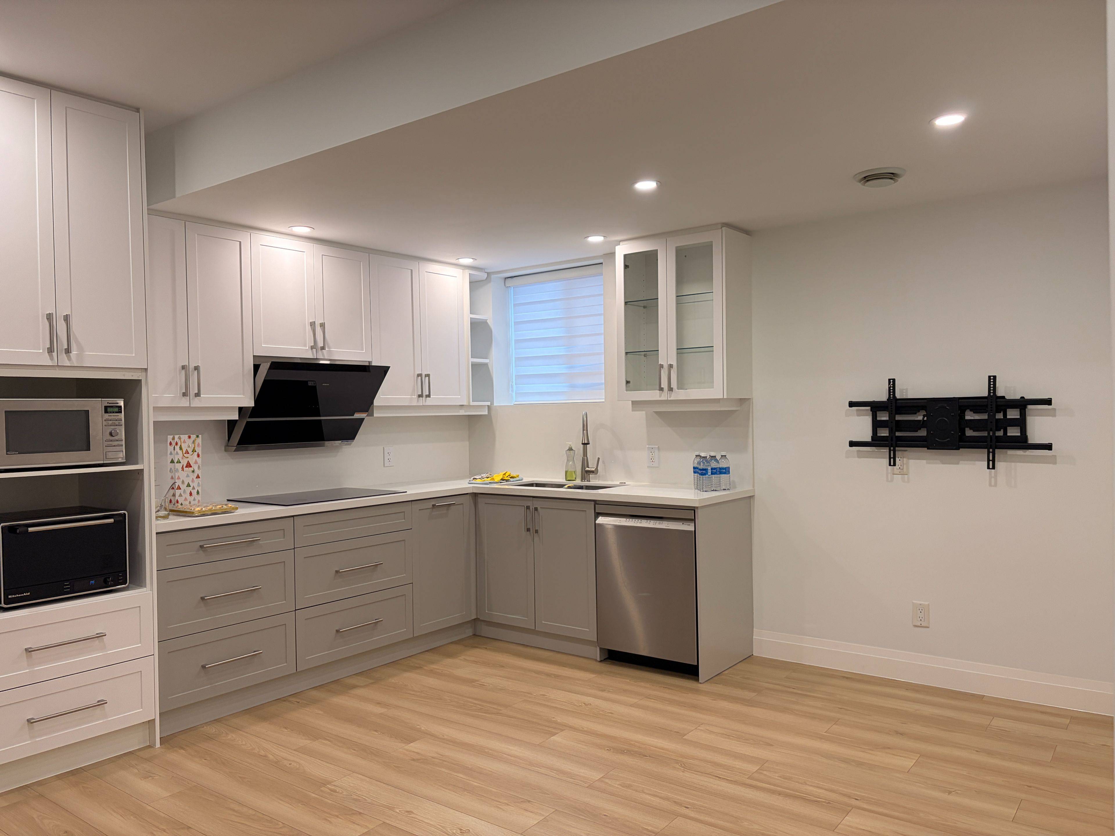 Georgina, ON L4P 3A5,346 Annshiela DR