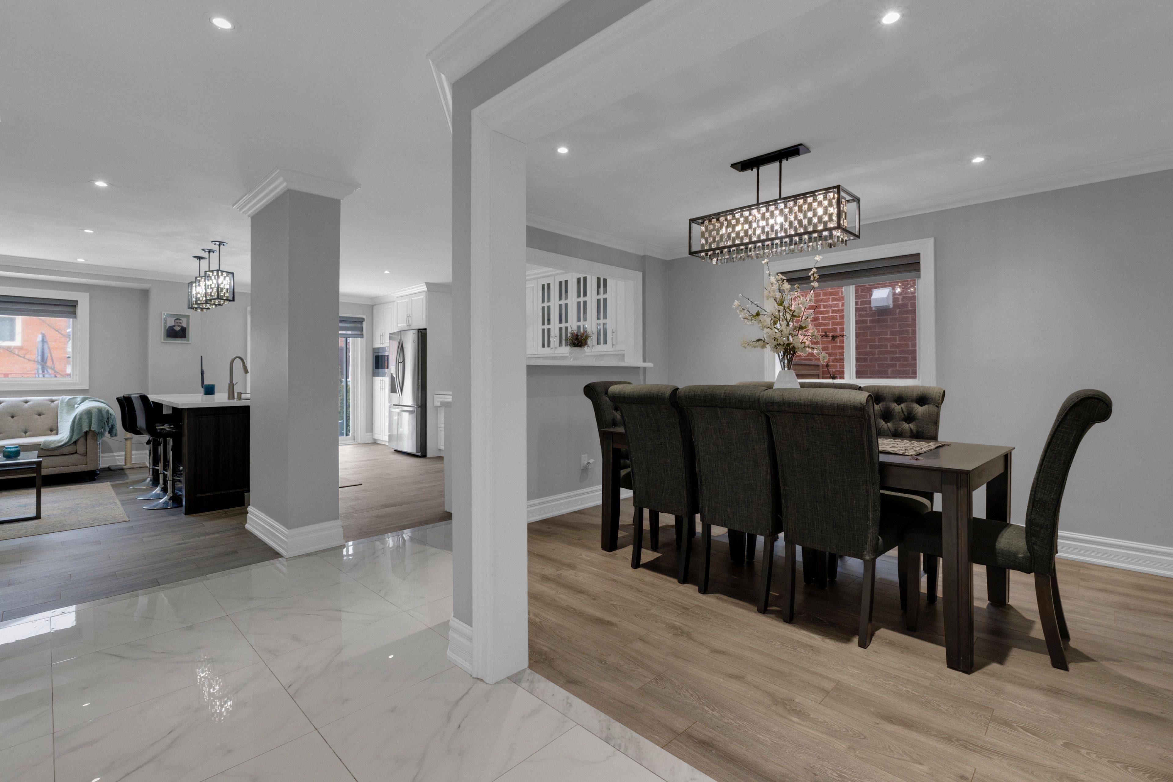 Mississauga, ON L5N 6Z1,3722 Densbury DR