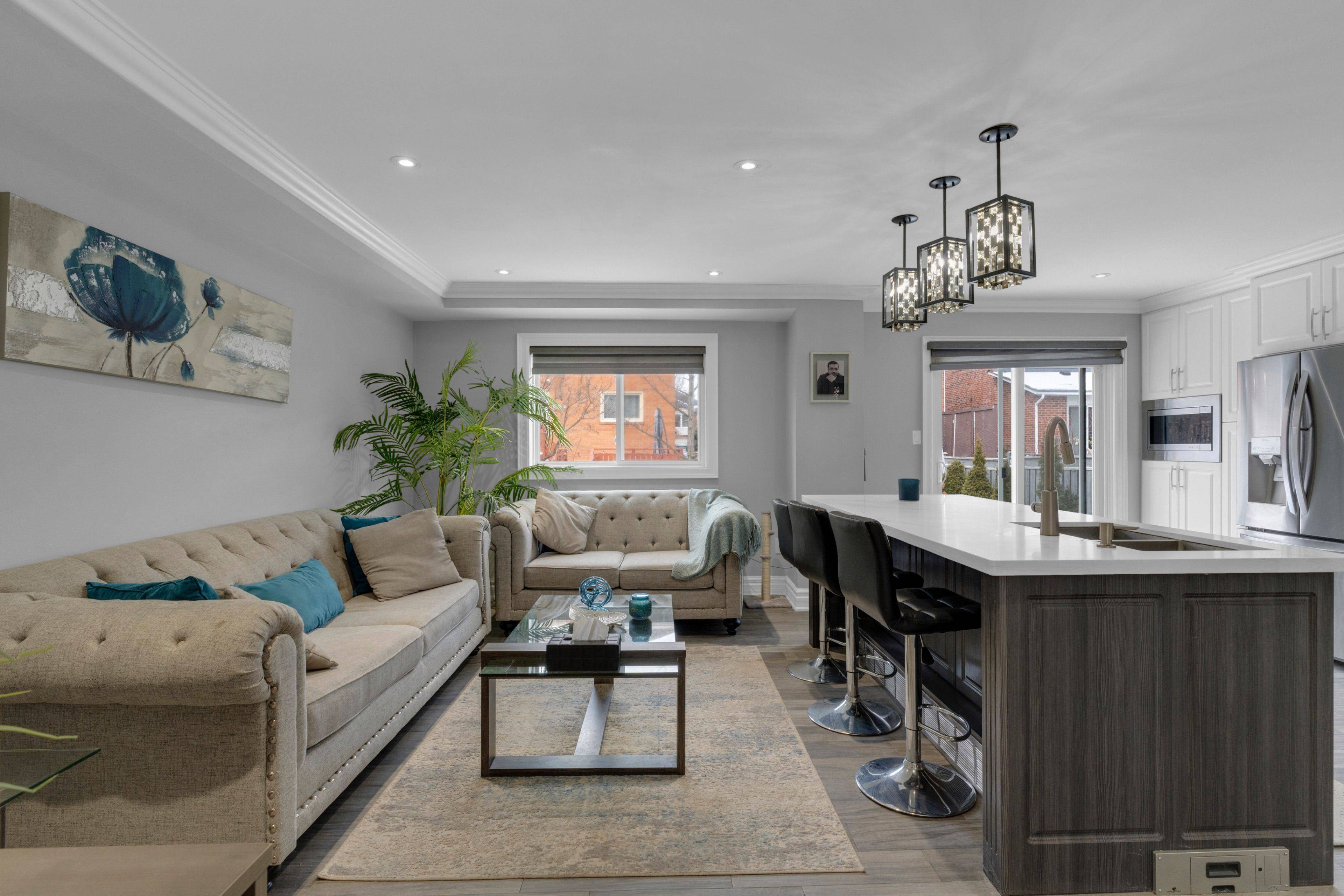 Mississauga, ON L5N 6Z1,3722 Densbury DR