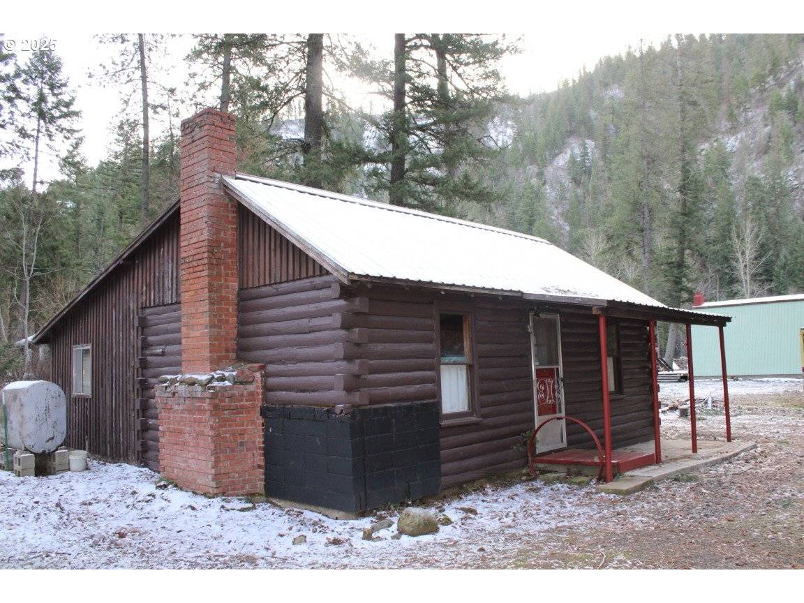 Adams, OR 97810,76939 ROCK CREEK LN