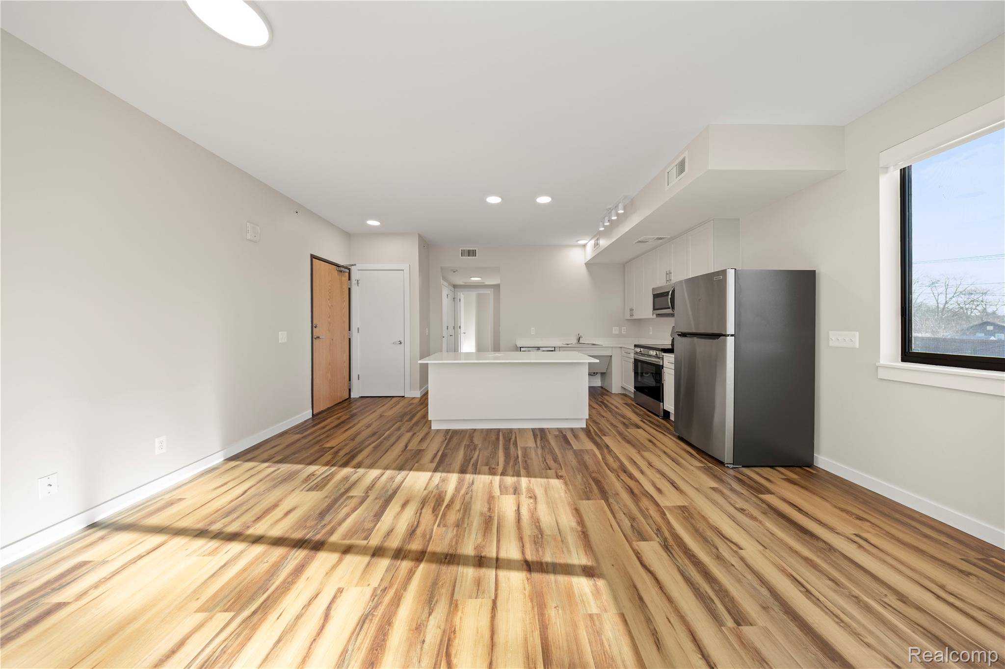 Detroit, MI 48224,16530 E Warren AVE #209