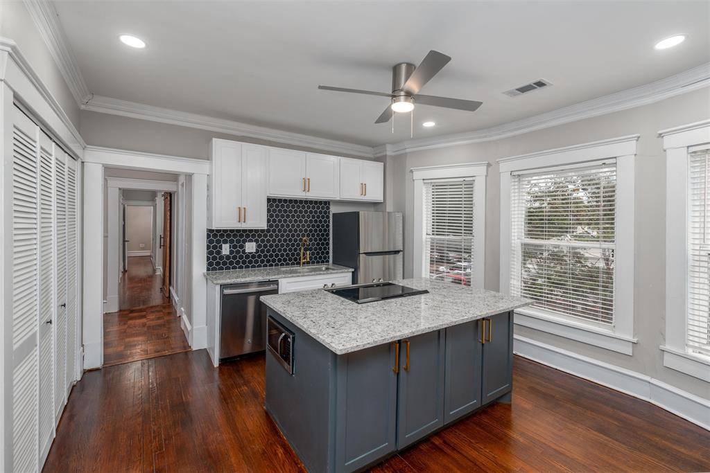 Dallas, TX 75204,1000 N Carroll Avenue #B1