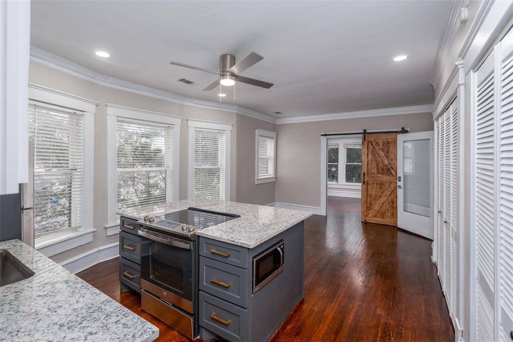 Dallas, TX 75204,1000 N Carroll Avenue #B1