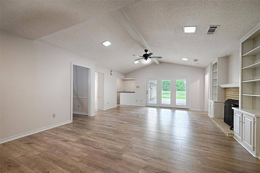 Greenville, TX 75402,24 Mullaney Street