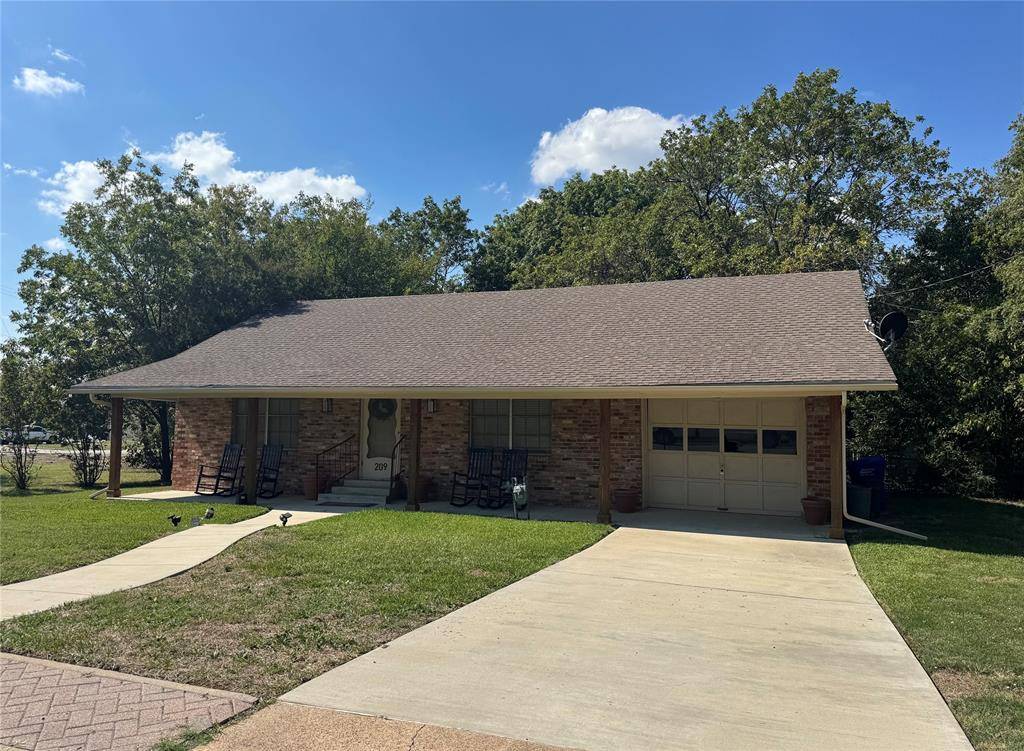 Royse City, TX 75189,209 N Elm Street