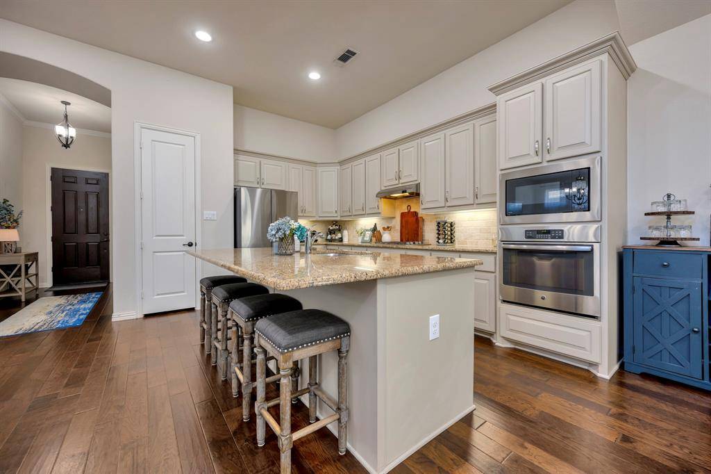 Arlington, TX 76005,1212 Blue Lake Boulevard