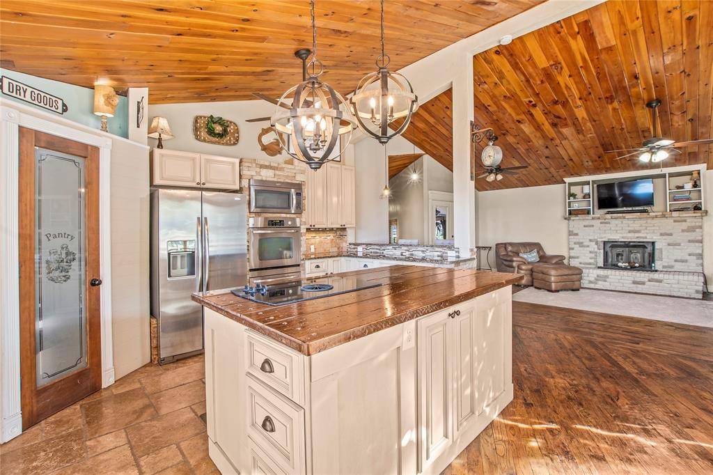 Tool, TX 75143,2029 Austin Aisle