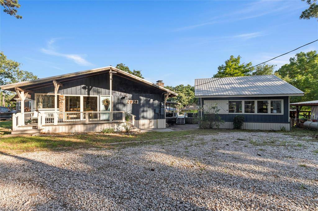 Tool, TX 75143,2029 Austin Aisle