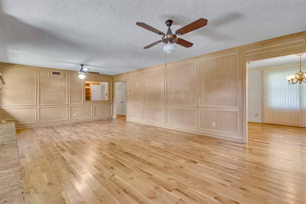 Dallas, TX 75254,7019 Spring Valley Road