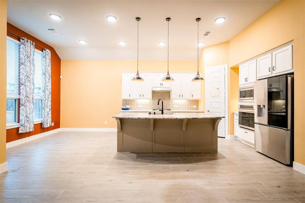 Aubrey, TX 76227,1121 Bridle Path Drive