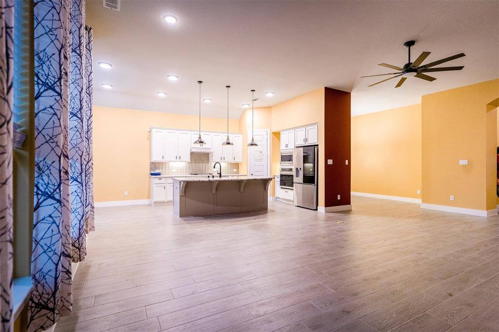 Aubrey, TX 76227,1121 Bridle Path Drive