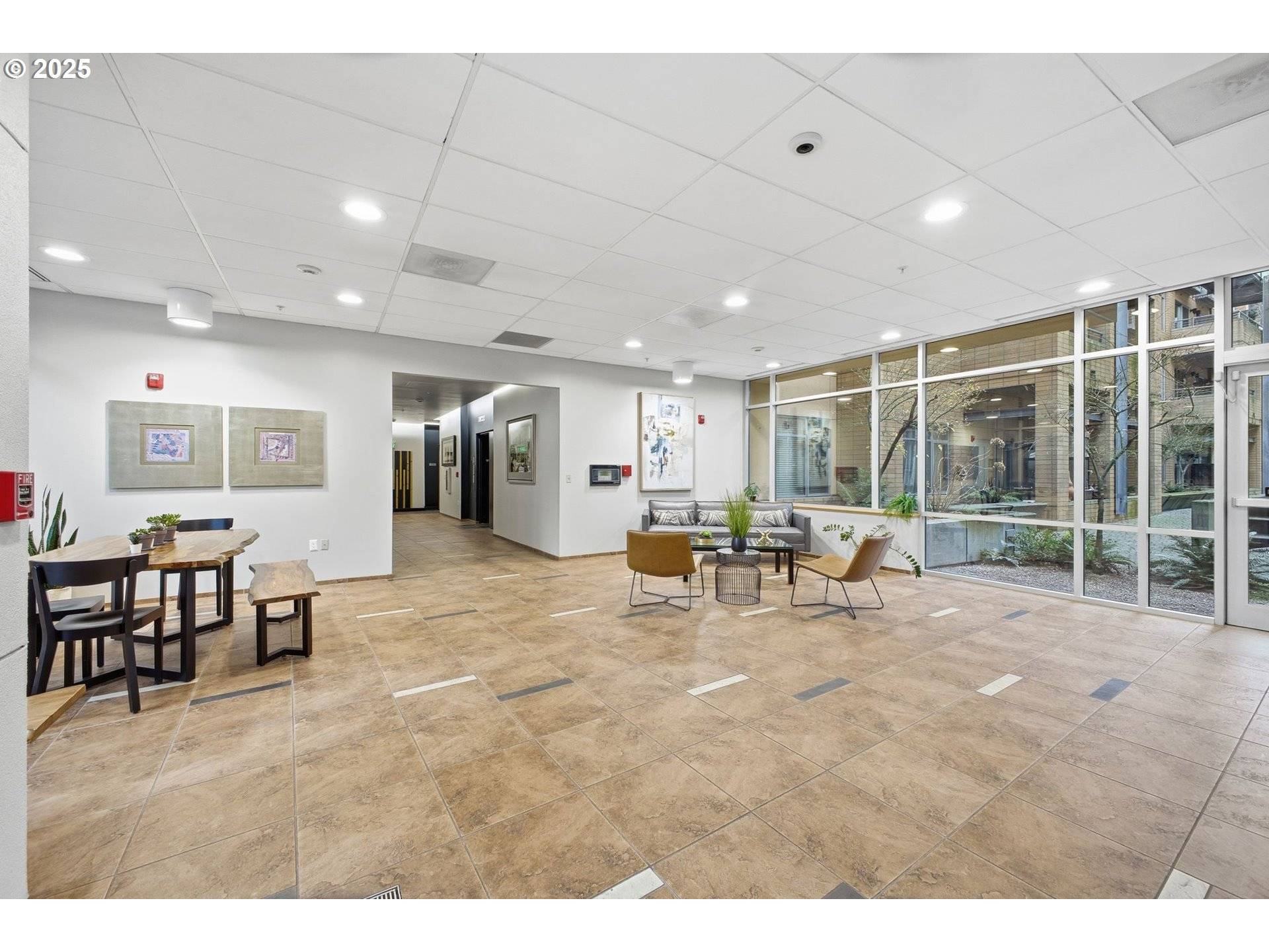 Vancouver, WA 98660,701 COLUMBIA ST #103