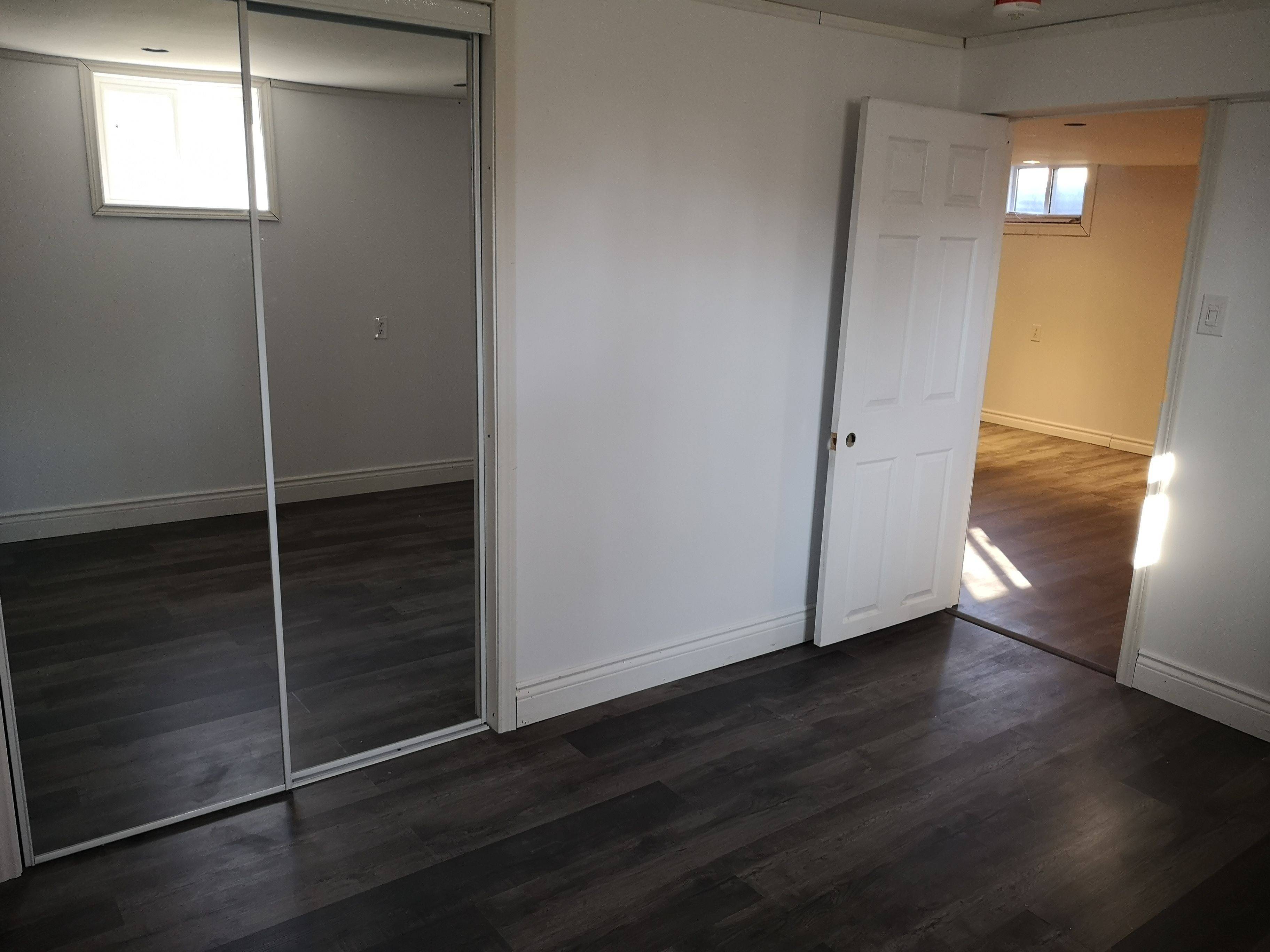 Mississauga, ON L5C 1N2,1116 Pomona CT #Basement