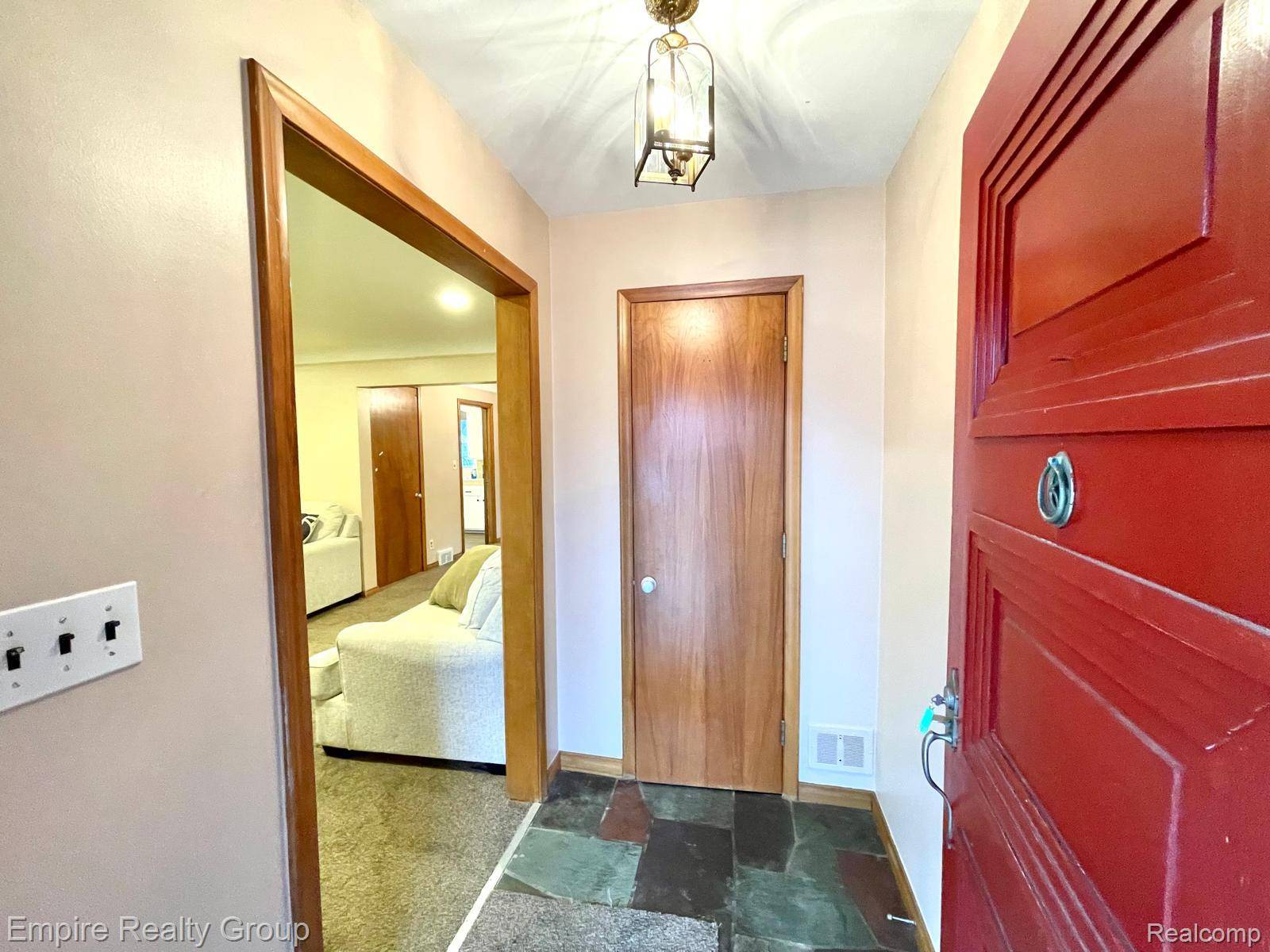 Dearborn, MI 48128,1031 N Vernon ST