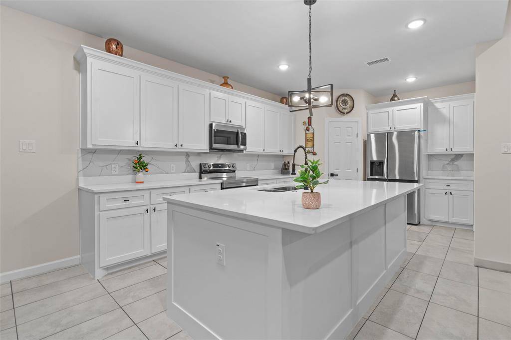 Gainesville, TX 76240,810 Mill Street