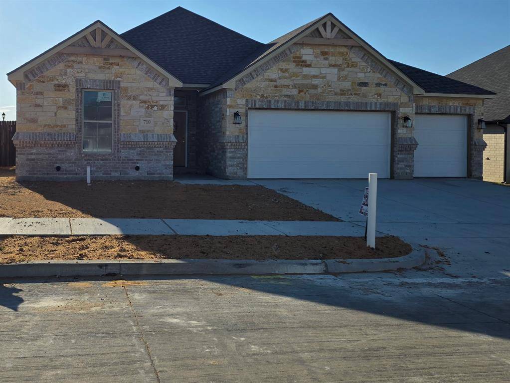 Cleburne, TX 76033,710 Broken Bow Lane