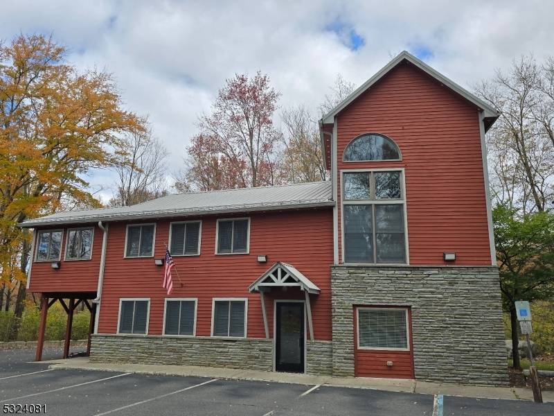 Sandyston Twp., NJ 07826,237 Us Highway 206