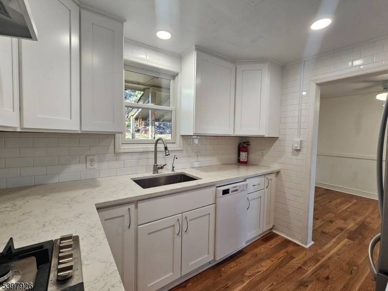 Pompton Lakes Boro, NJ 07442,95 Cannonball Rd #3