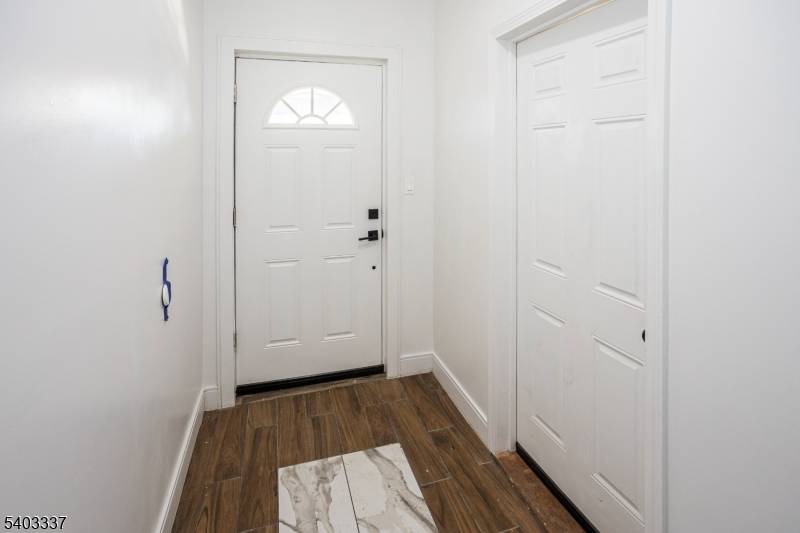 East Orange City, NJ 07017,11 Ellington St #1