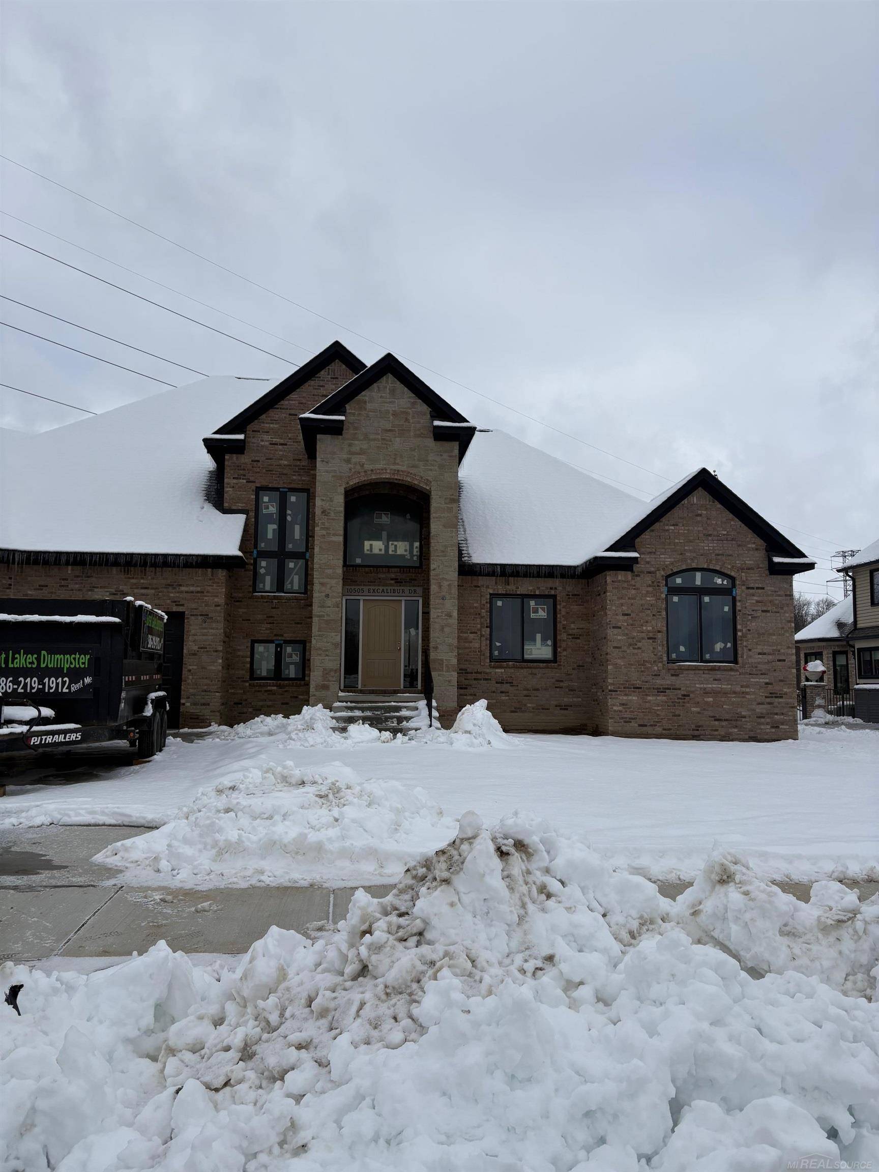 Shelby Twp, MI 48315,10505 Excalibur DR