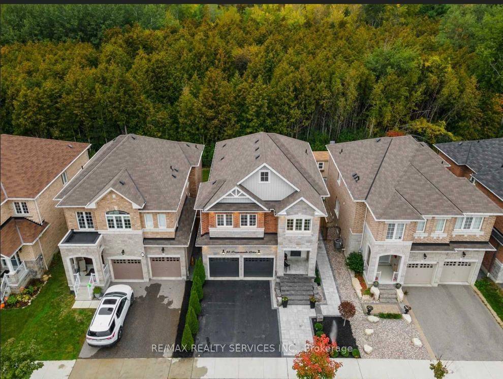 Whitby, ON L1R 0L4,58 Promenade DR N