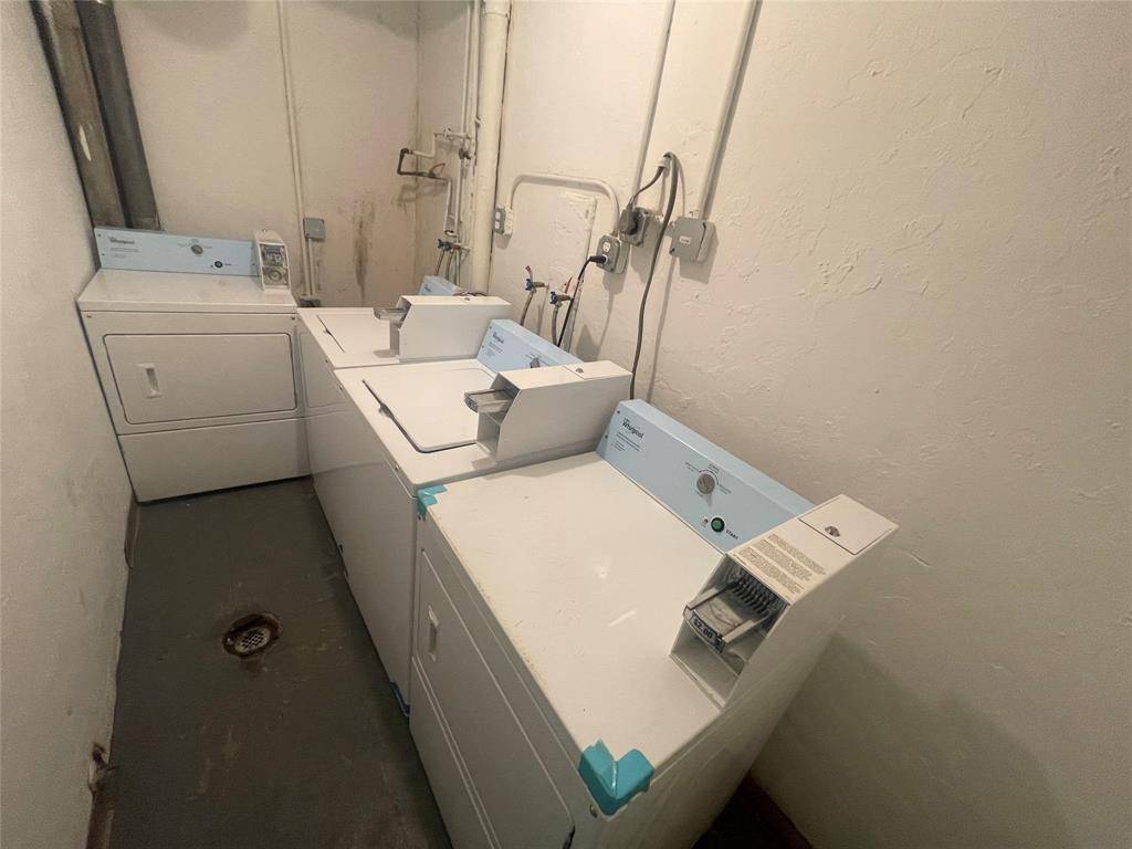 Pompano Beach, FL 33060,395 SW 15th St #12