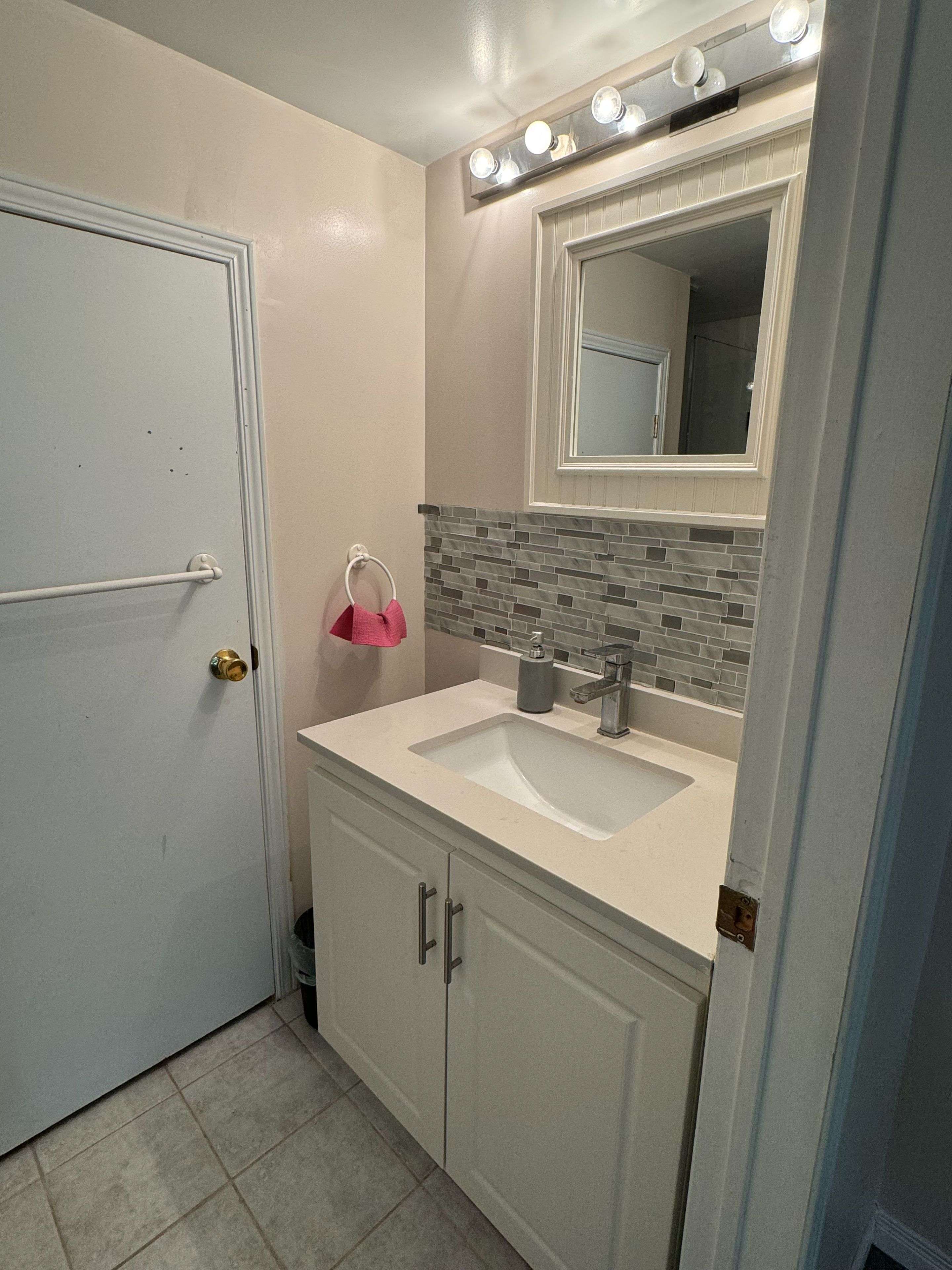 Markham, ON L3T 6Z6,42 Stacey CRES #BSM