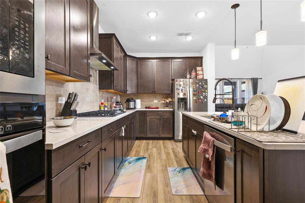 Little Elm, TX 75068,528 Wickerdale Way