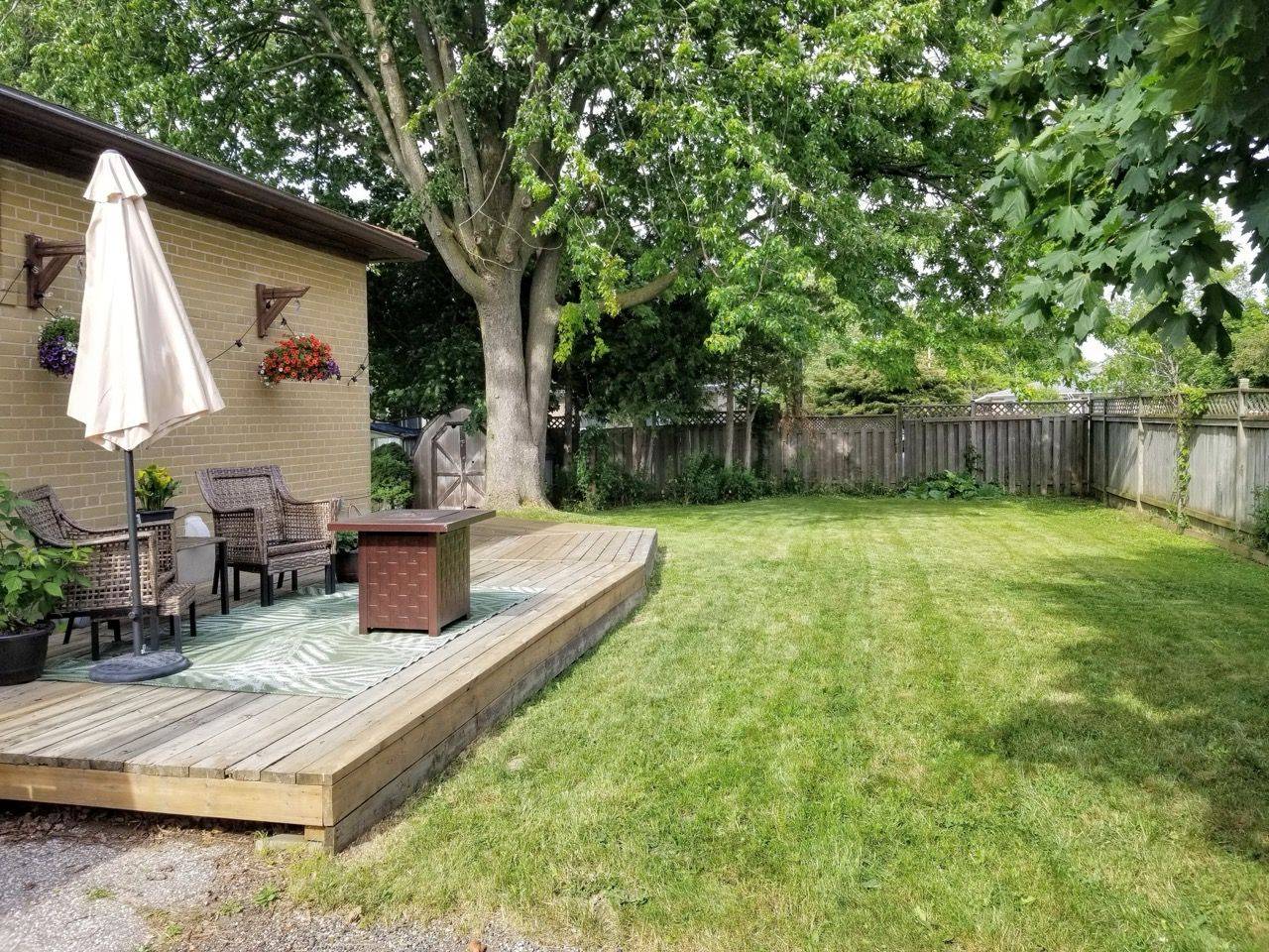 Ajax, ON L1S 1N6,94 Hurley RD #Lower