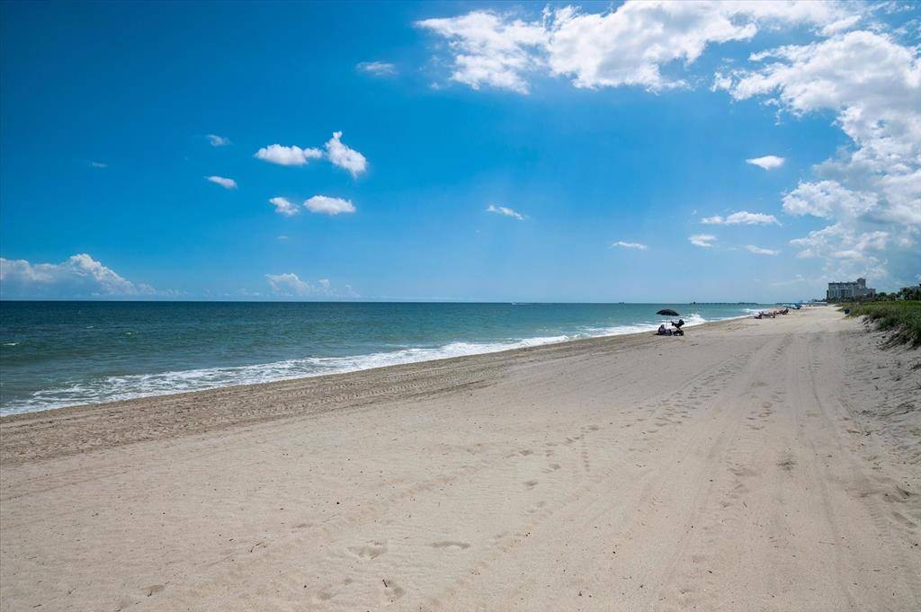 Lauderdale By The Sea, FL 33308,5400 N Ocean Blvd #44