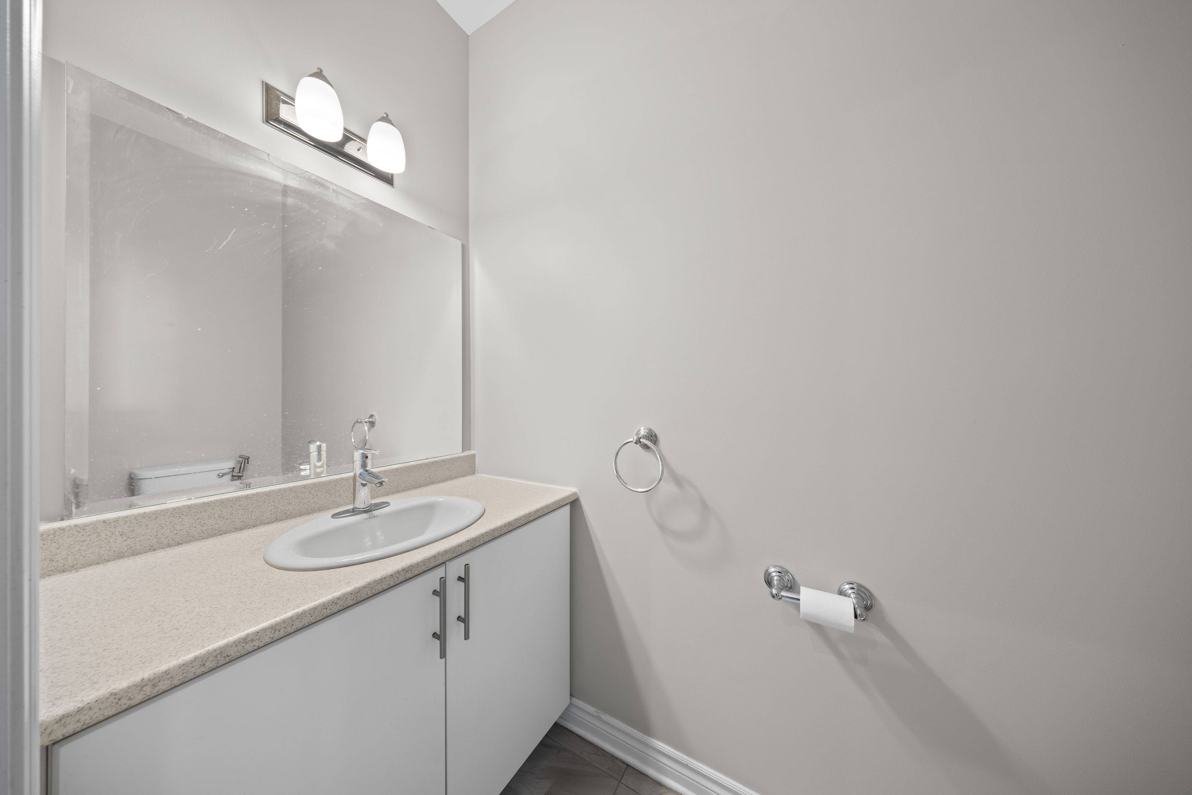 Kanata, ON K2T 0B8,906 Fletcher CIR