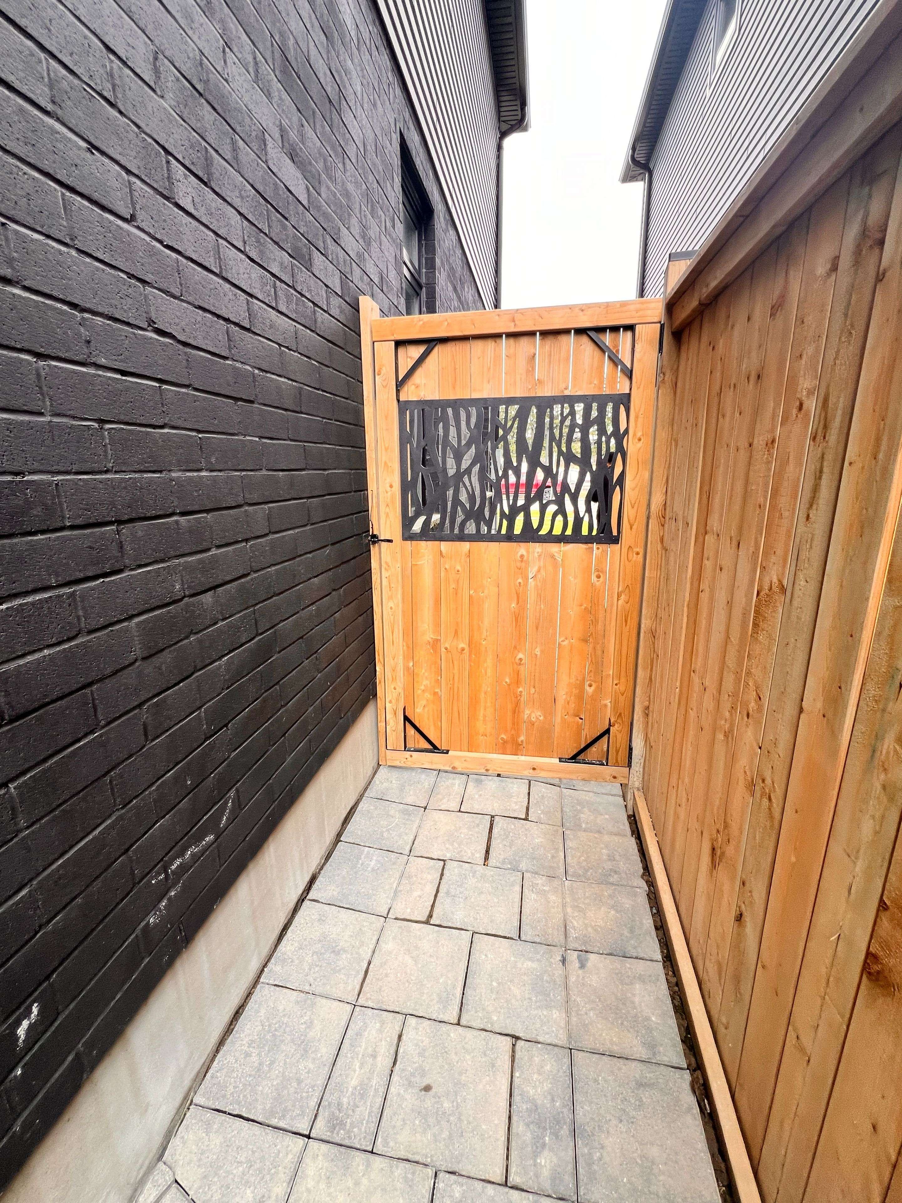 London South, ON N6P 0H2,3401 Regiment RD #Basement