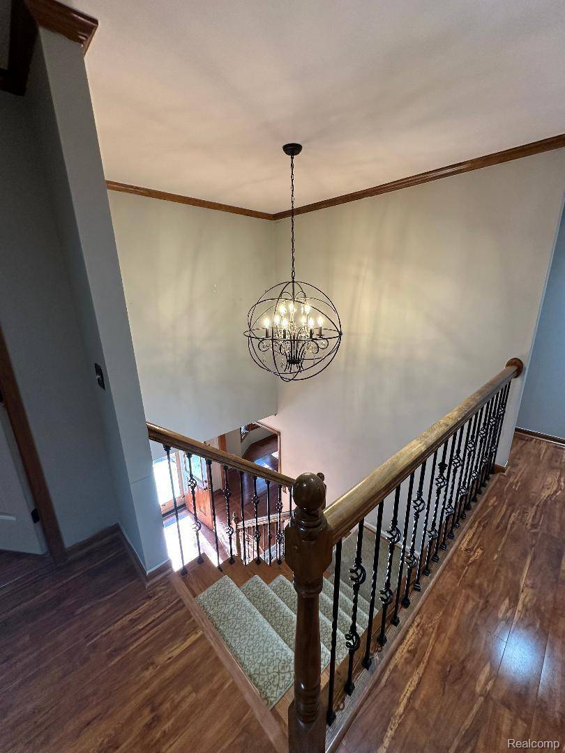 Canton, MI 48188,42071 Hunters RDG