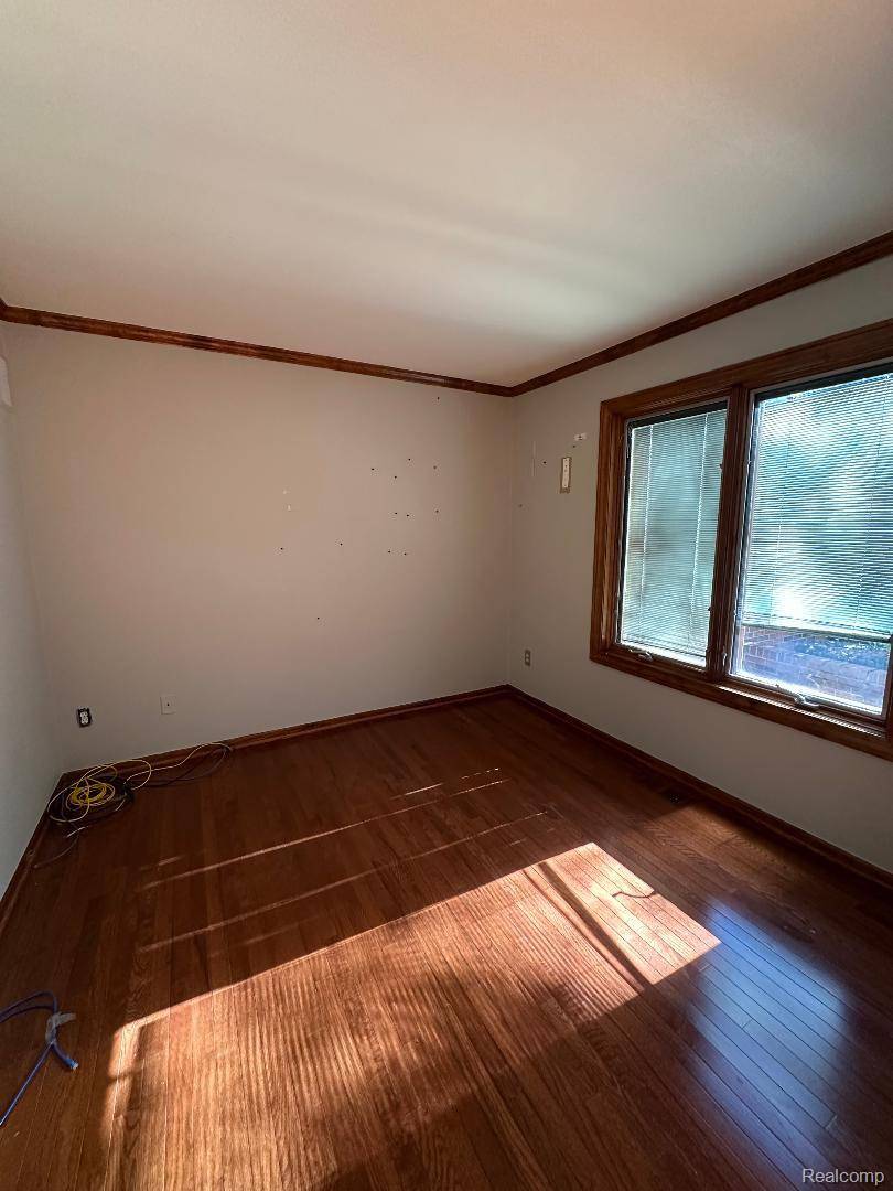 Canton, MI 48188,42071 Hunters RDG