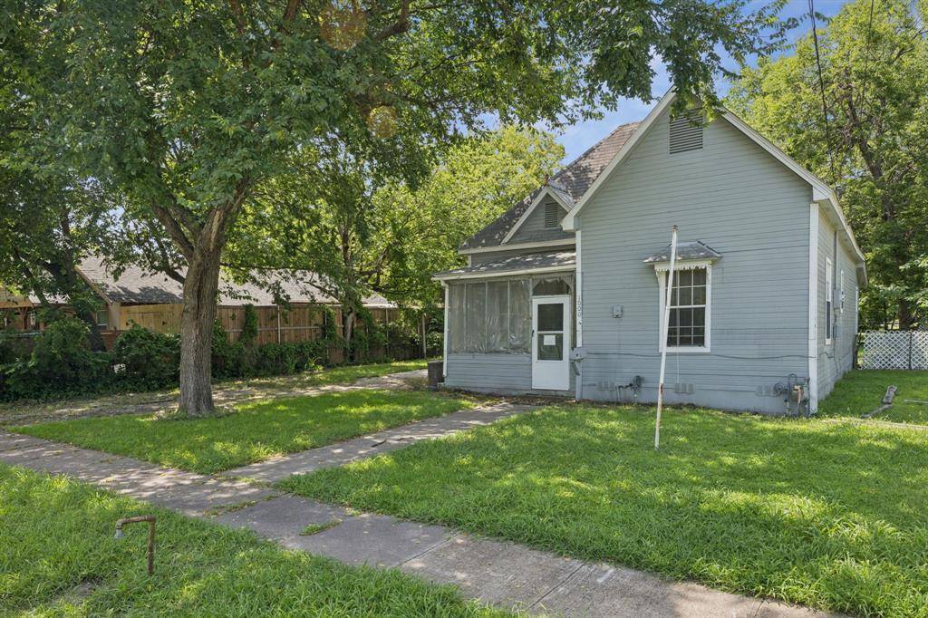 Terrell, TX 75160,1000 E Brin Street