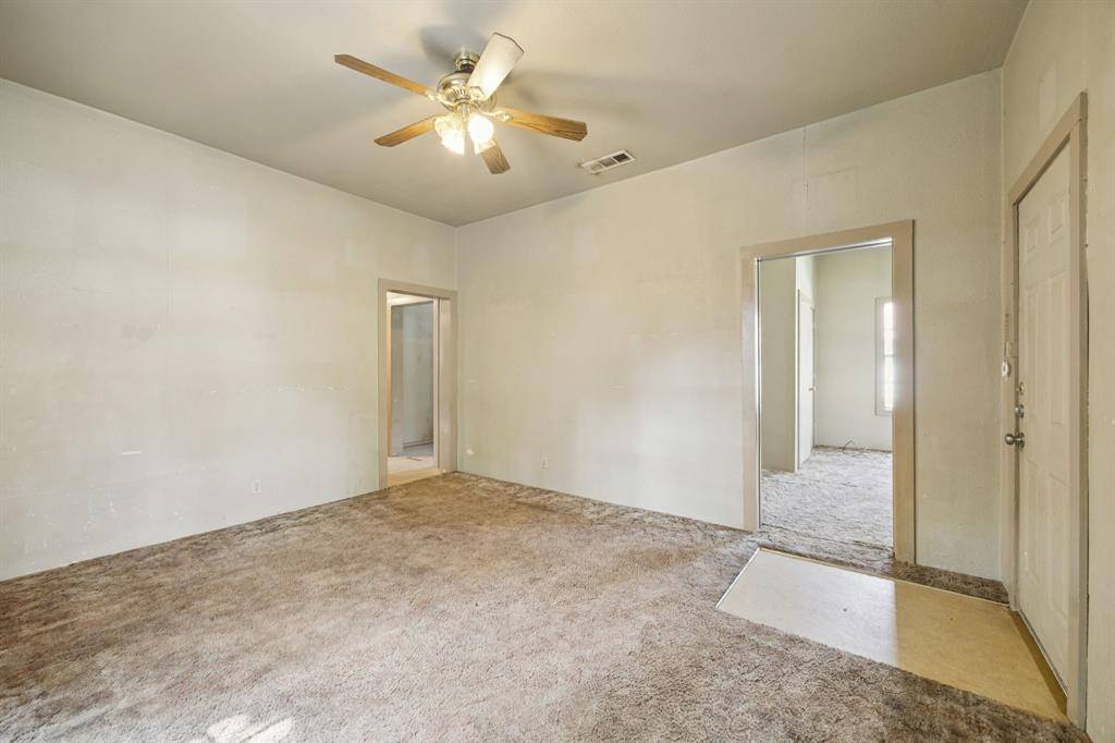 Terrell, TX 75160,1000 E Brin Street