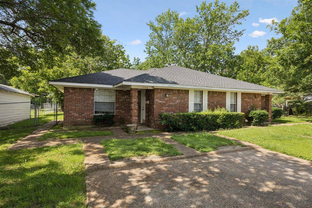 Terrell, TX 75160,1104 & 1106 E High Street