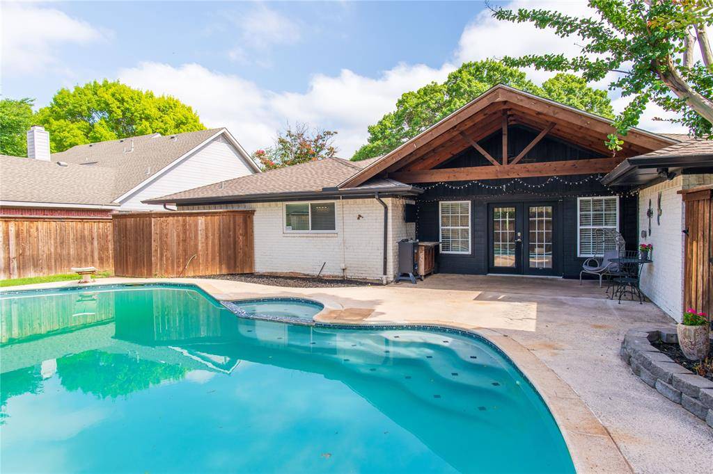 Plano, TX 75075,2725 Regal Road